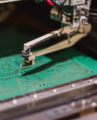Kiedy szybkość produkcji PCB daje przewagę nad konkurencją? Kiedy szybkość produkcji PCB daje przewagę nad konkurencją